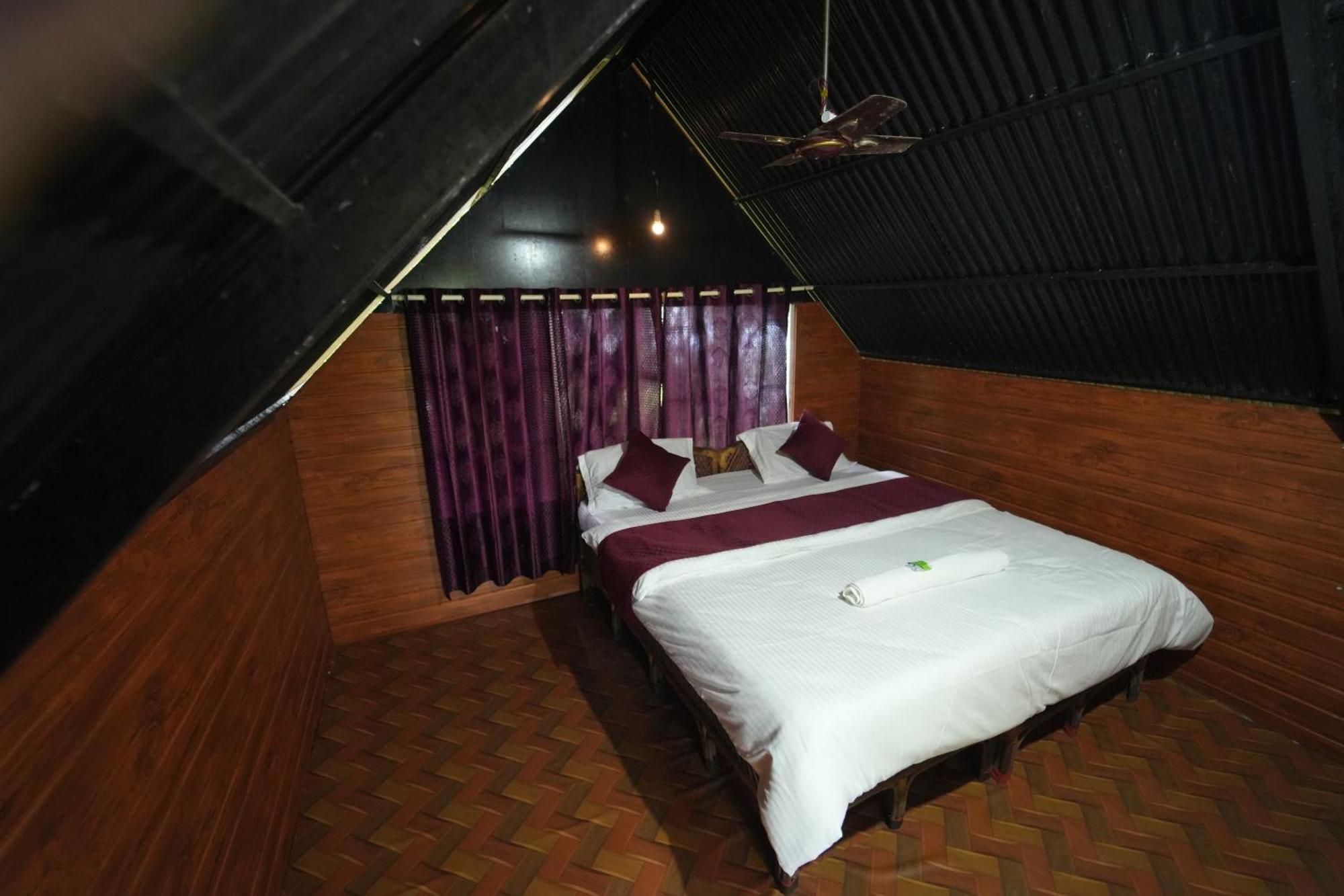 Regina Silva Camping & Nature Resort Paithalmala Exteriör bild